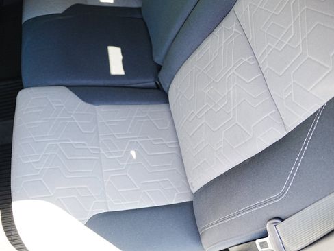 Used 2022 Toyota Tacoma TRD Off-Road image 13