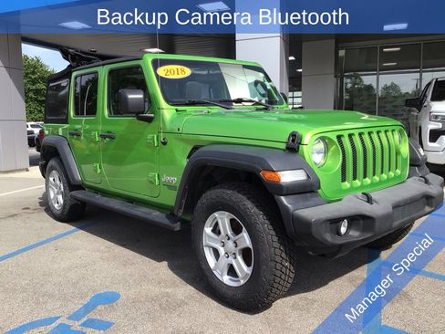 Used 2018 Jeep Wrangler Unlimited Sport S AWD/4WD image 5