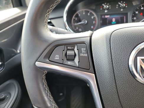 Used 2022 Buick Encore Preferred w/ Safety Package image 19