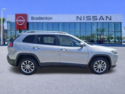Used 2021 Jeep Cherokee Latitude Plus w/ Sun & Sound Group