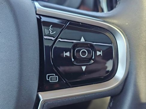 Used 2023 Volvo XC60 B5 Plus w/ Climate Package AWD/4WD image 25