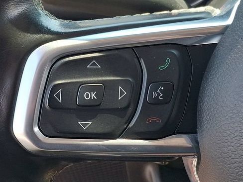 Used 2021 Jeep Gladiator Overland w/ Popular Equipment Package AWD/4WD image 22
