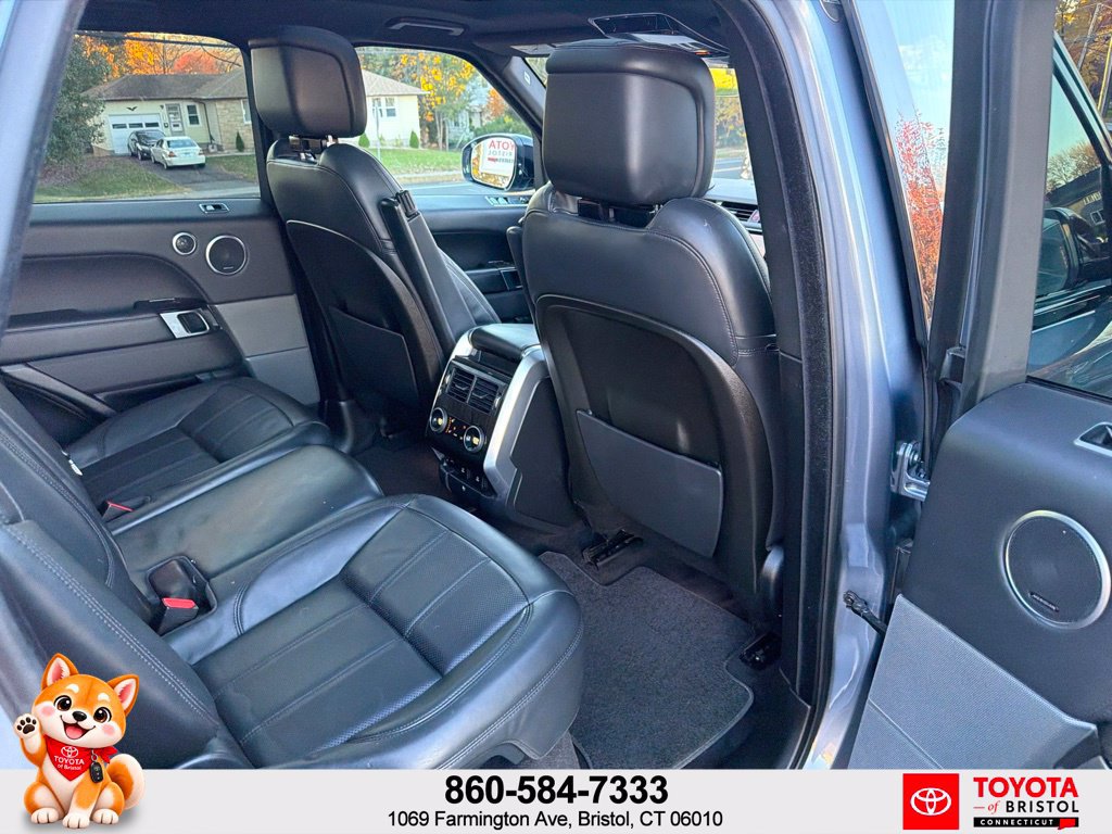 Used 2019 Land Rover Range Rover Sport Supercharged AWD/4WD image 39
