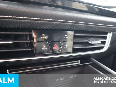 Used 2025 Volkswagen Atlas Cross Sport SE FWD image 37