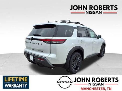 New 2026 Nissan Pathfinder SL image 17
