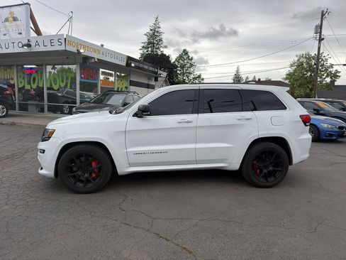 Used 2015 Jeep Grand Cherokee SRT AWD/4WD image 3
