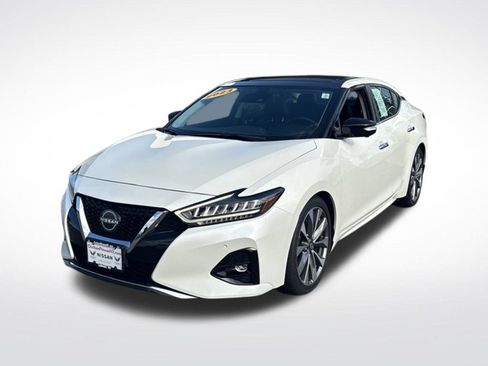 Certified 2023 Nissan Maxima Platinum w/ Sport Mat Group FWD image 3