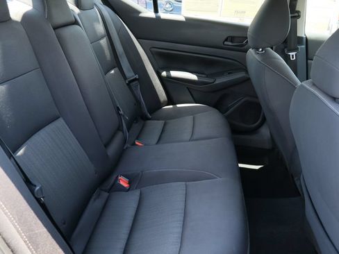 Used 2024 Nissan Altima 2.5 SV FWD image 25