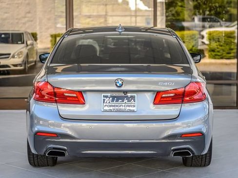 Used 2018 BMW 540i w/ M Sport Package RWD image 8