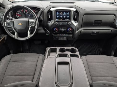 Used 2021 Chevrolet Silverado 1500 LT w/ Convenience Package II AWD/4WD image 14