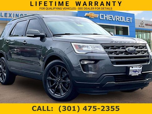 Used 2018 Ford Explorer XLT AWD/4WD image 1