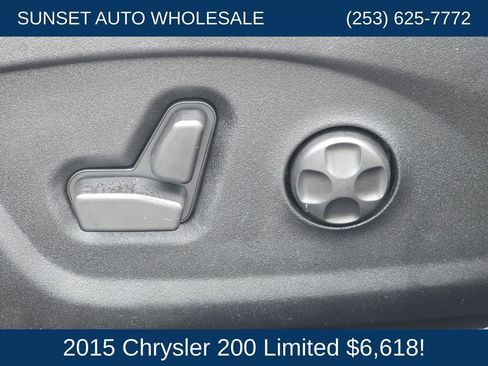 Used 2015 Chrysler 200 Limited w/ Convenience Group FWD image 27