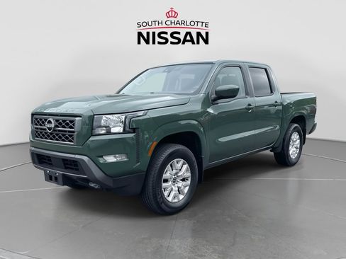 Used 2023 Nissan Frontier SV w/ SV Convenience Package AWD/4WD image 3