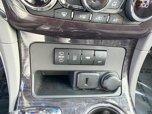 Used 2017 Buick Enclave Convenience w/ Trailering Package FWD image 31