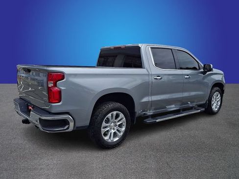 Used 2023 Chevrolet Silverado 1500 LTZ w/ Z71 Off-Road Package AWD/4WD image 5