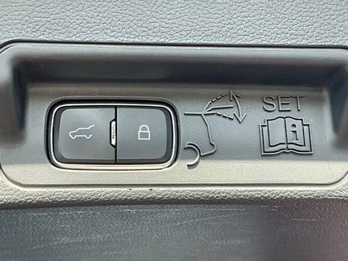 Used 2020 Ford Explorer ST AWD/4WD image 23