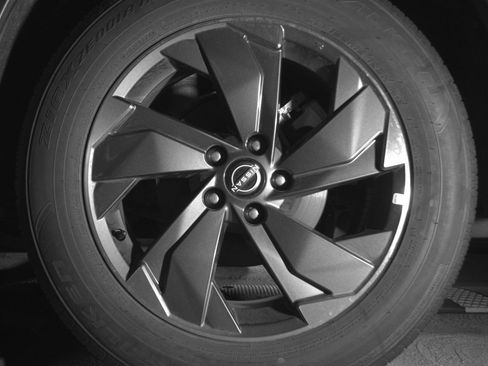 Used 2025 Nissan Rogue SV image 12