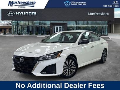 Used 2025 Nissan Altima 2.5 SV