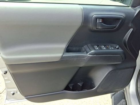 Used 2021 Toyota Tacoma SR w/ SR Convenience Package RWD image 10