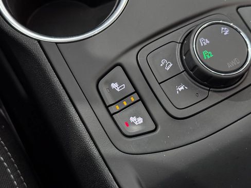 Certified 2023 GMC Terrain SLE w/ Driver Convenience Package AWD/4WD image 23