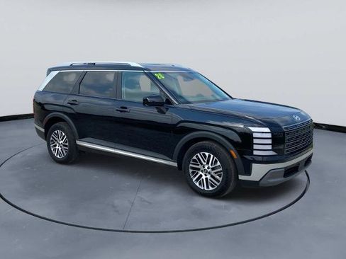 Used 2026 Hyundai Palisade SEL FWD image 13