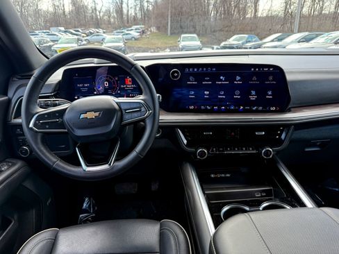 Certified 2025 Chevrolet Tahoe Premier image 24