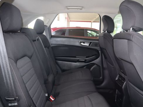 Used 2016 Ford Edge SE FWD image 36