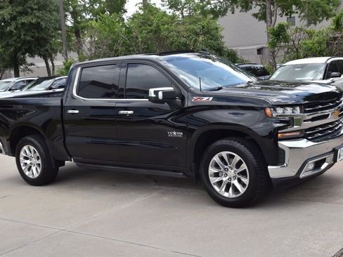 Used 2021 Chevrolet Silverado 1500 LTZ w/ LTZ Premium Texas Edition AWD/4WD image 5