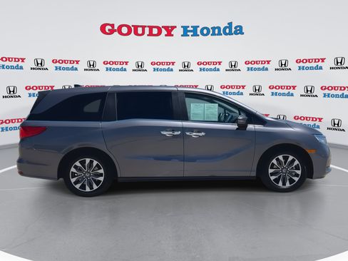 Certified 2024 Honda Odyssey EX-L image 9