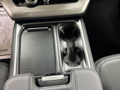 New 2026 Ford Expedition Max Active image 14