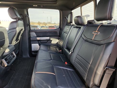 Used 2024 Ford F250 Platinum image 5
