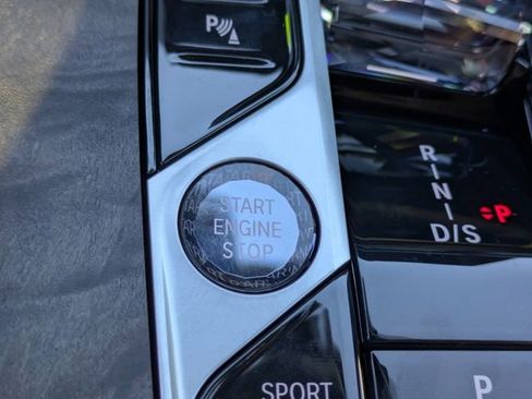 New 2026 BMW X5 sDrive40i w/ Executive Package RWD image 31