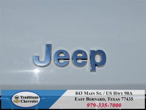 Used 2023 Jeep Grand Cherokee L Laredo image 29