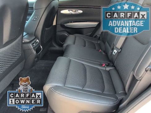 Used 2022 Genesis GV70 2.5T w/ Select Package image 7