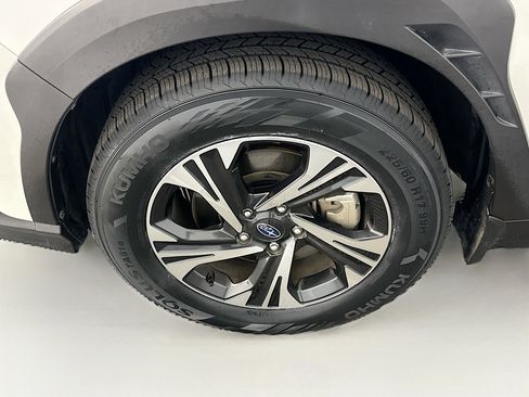 Used 2024 Subaru Crosstrek 2.0i Premium AWD/4WD image 11