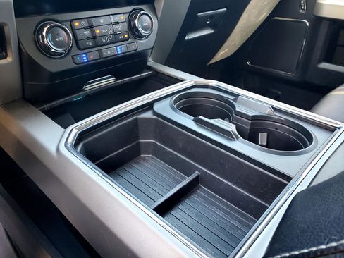 Used 2021 Ford F250 Lariat w/ Lariat Value Package image 29