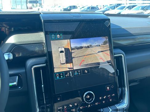 New 2026 GMC Yukon XL Elevation w/ Elevation Premium Package image 15