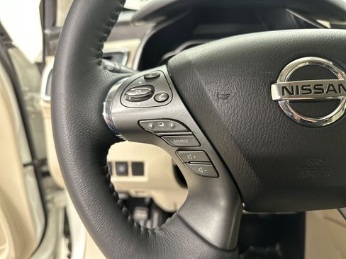 Used 2019 Nissan Murano Platinum image 19