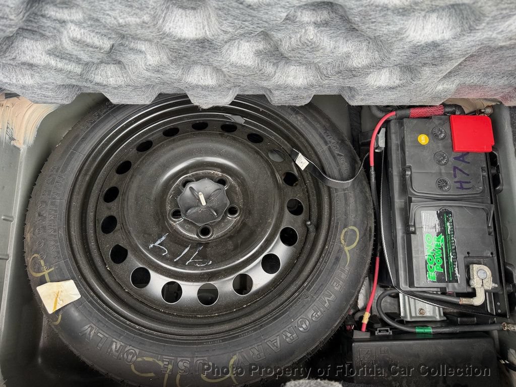 Used 2012 Dodge Challenger R/T RWD image 71