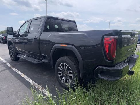 Used 2021 GMC Sierra 2500 AT4 w/ Gooseneck/5TH Wheel Package AWD/4WD image 6