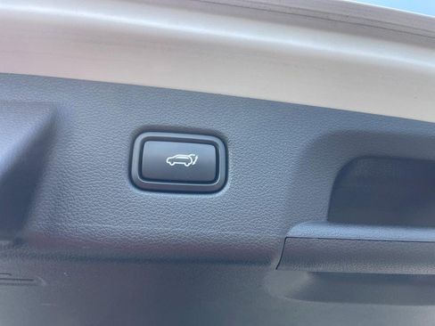 Used 2023 Hyundai Palisade SEL AWD/4WD image 17