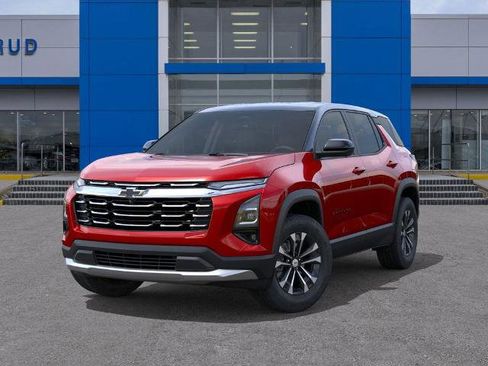 New 2026 Chevrolet Equinox LT image 6