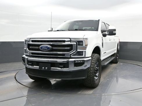 Certified 2022 Ford F250 Lariat w/ Lariat Ultimate Package image 28