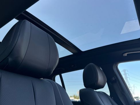 Certified 2024 Mercedes-Benz GLS 580 4MATIC image 18