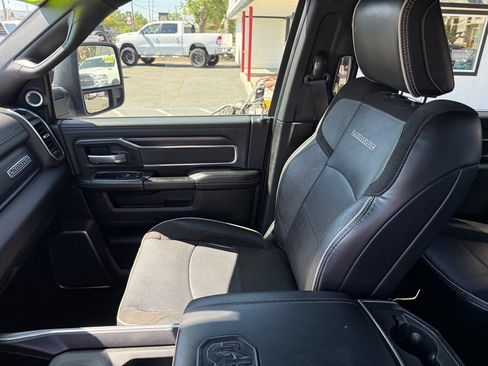 Used 2024 RAM 2500 Laramie w/ Night Edition image 11