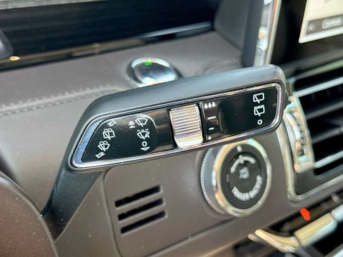 Used 2021 Lincoln Navigator Black Label AWD/4WD image 26
