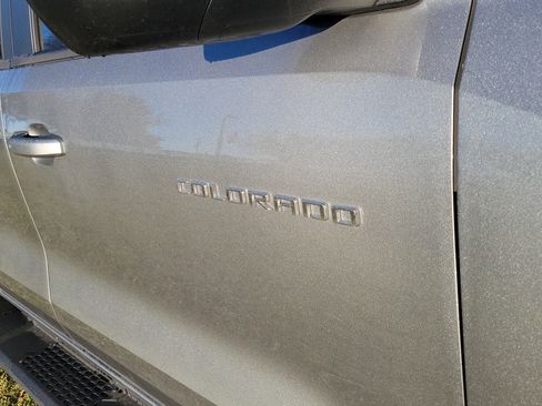 Used 2023 Chevrolet Colorado LT w/ LT Convenience Package image 11