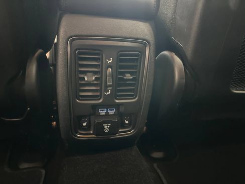 Used 2019 Dodge Durango Citadel w/ Technology Group AWD/4WD image 21