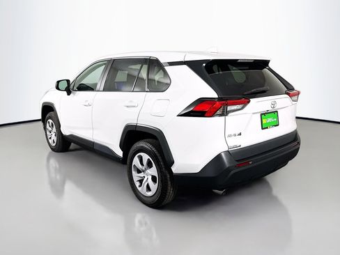 Used 2024 Toyota RAV4 LE FWD image 7
