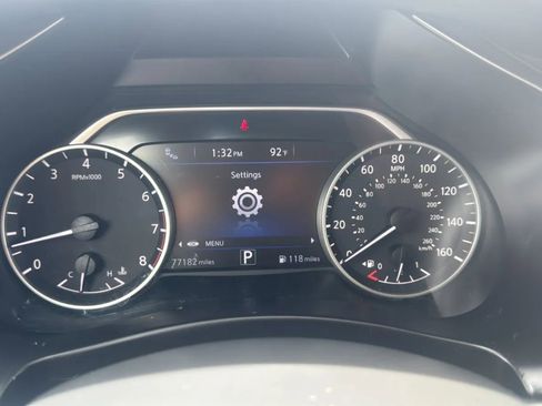 Used 2018 Nissan Murano Platinum w/ Cargo Package FWD image 10